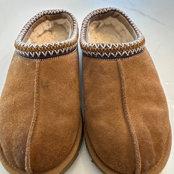 Ugg slippers - Picture 4 of 5